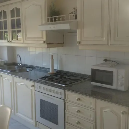 Bright With River View Appartement